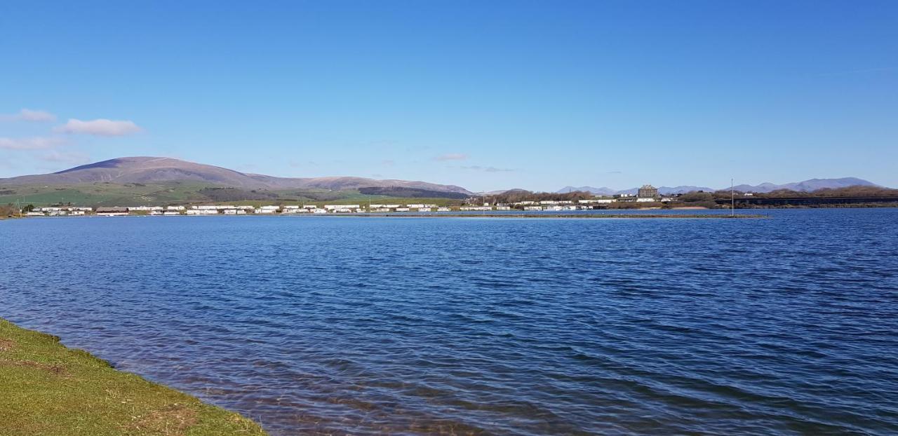 Port Haverigg Marina Village Millom Extérieur photo