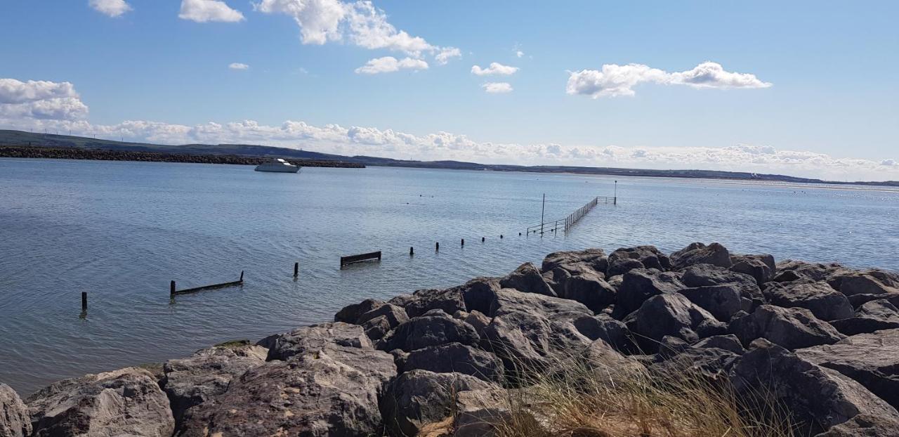 Port Haverigg Marina Village Millom Extérieur photo