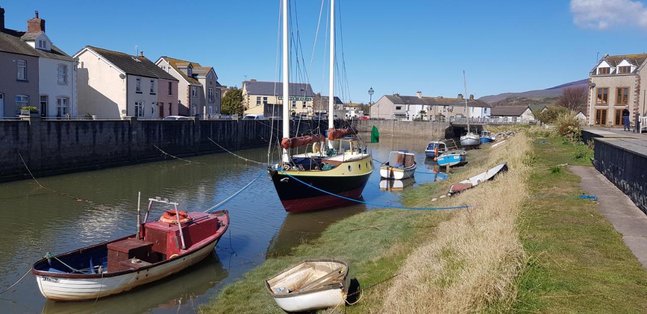 Port Haverigg Marina Village Millom Extérieur photo